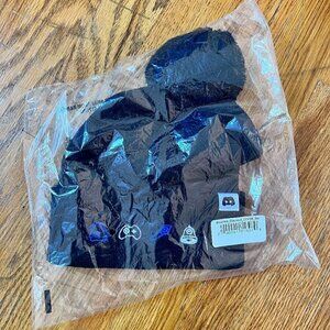 NEW Discord Snowsgiving Limited Edition Merch Black Pom Pom Beanie‌‌‌‌‌‌‌‌‌‌‌‌‌‌